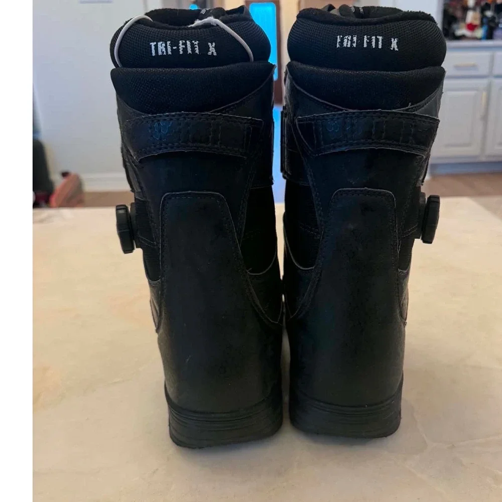 Vans Snowboard Boots Sz 10 Black BOA Lacing System Power Strap Mens Snowboarding